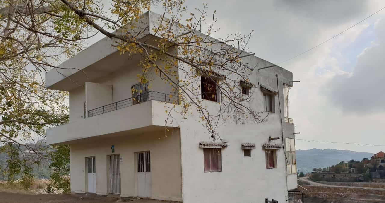 Building for Sale in Feytroun, Keserwan