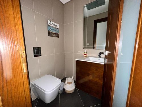 elegant_3-bedroom_luxury_apartment_in_unesco__247_power_wi-fi_-_homepro_6